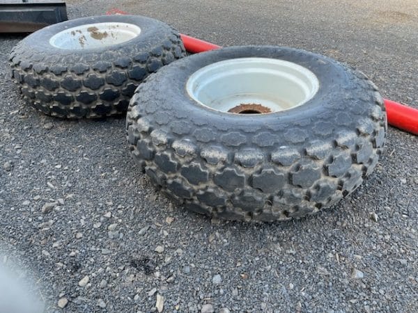 2 FIRESTONE SPRAYER TIRES - Image 5