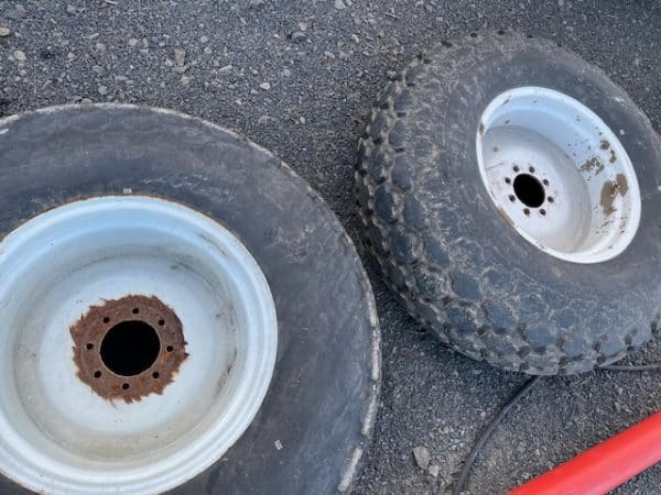 2 FIRESTONE SPRAYER TIRES - Image 6