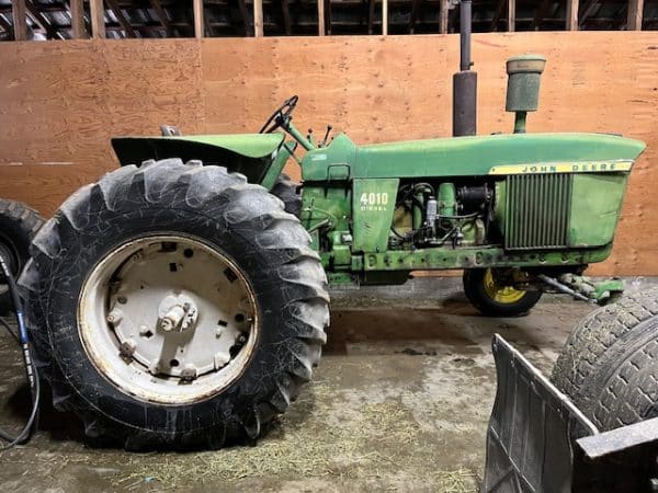 JOHN DEERE 4010 DIESEL