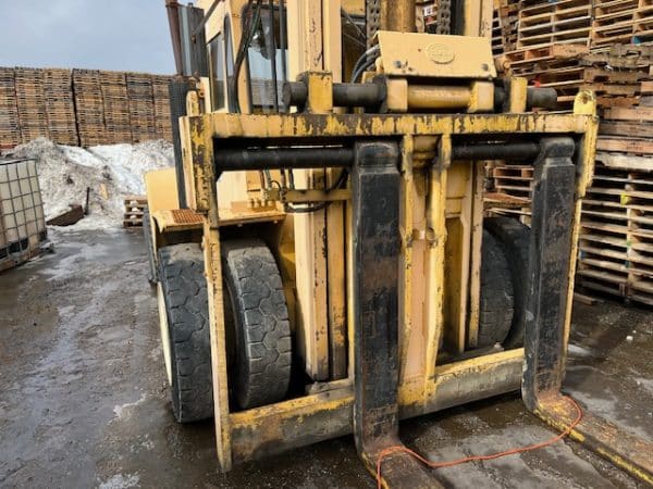 HYSTER  H300 A FORKLIFT - Image 6