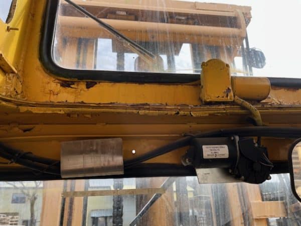 HYSTER  H300 A FORKLIFT - Image 11