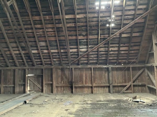 VINTAGE BARN & WOOD - Image 15