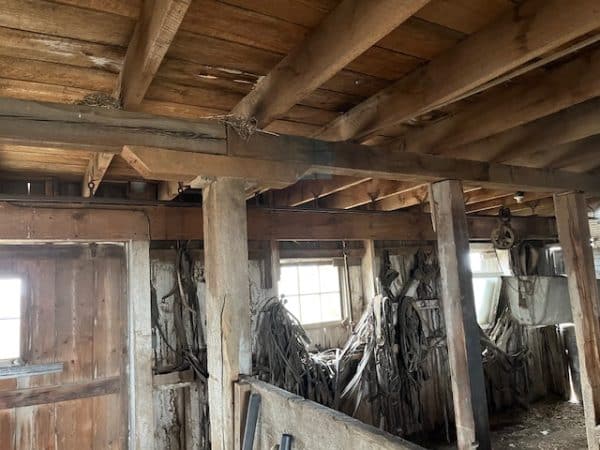 VINTAGE BARN & WOOD - Image 12