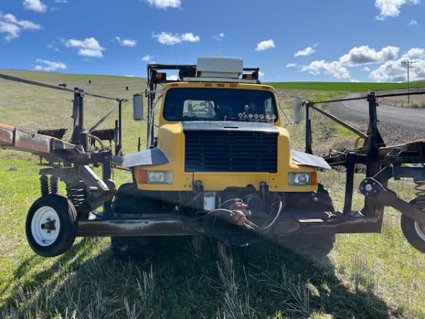 1989 IH 4800 SPRAY TRUCK - Image 7