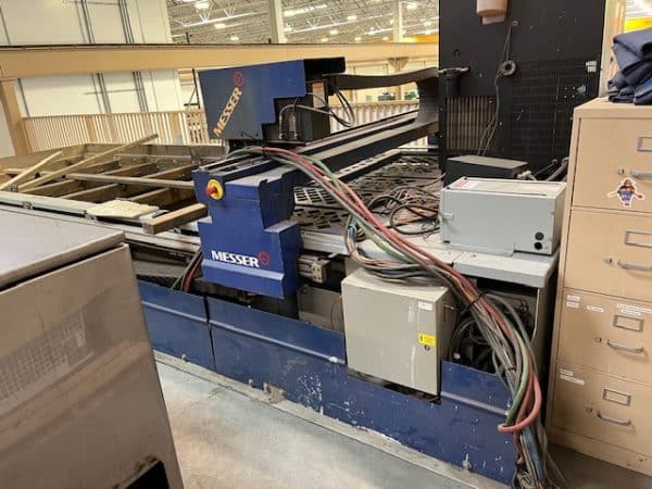 MESSER HPR 260 PLASMA CUTTER