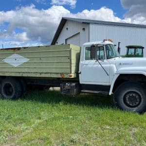 INTERNATIONAL LOADSTAR 1700 TRUCK