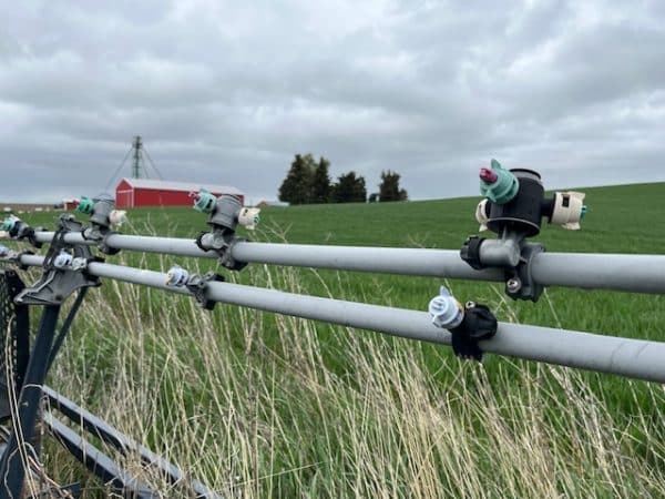 FLEXI-COIL 67 XLT SPRAYER TWIN TANKS - Image 5