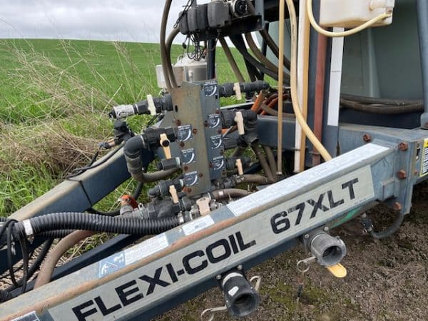 FLEXI-COIL 67 XLT SPRAYER TWIN TANKS - Image 10