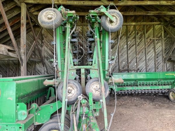 JOHN DEERE 455 DRILL w/WAGNER TOOL BAR - Image 22