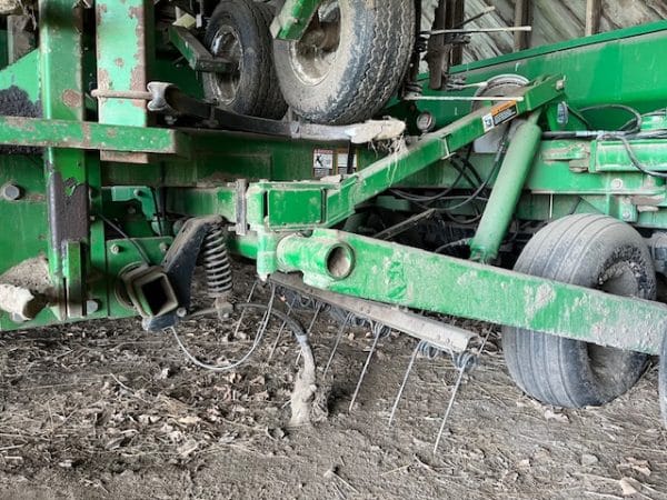 JOHN DEERE 455 DRILL w/WAGNER TOOL BAR - Image 18