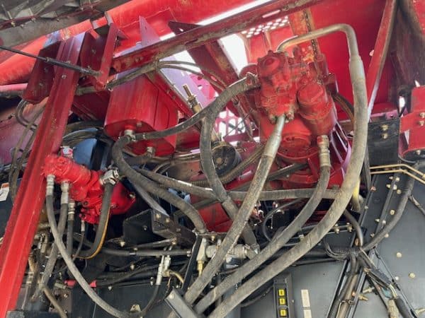 CASE IH 7088 AXIAL FLOW COMBINE - Image 4