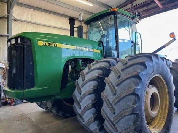 JOHN DEERE 9400 TRACTOR - Image 20
