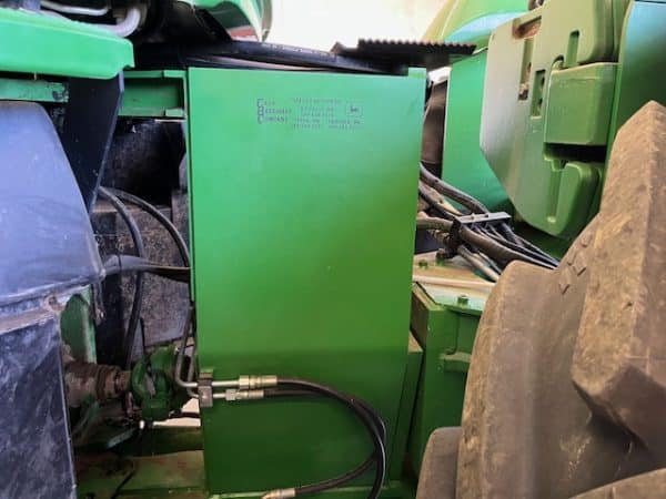 JOHN DEERE 9400 TRACTOR - Image 18