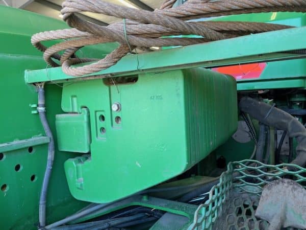 JOHN DEERE 9400 TRACTOR - Image 14