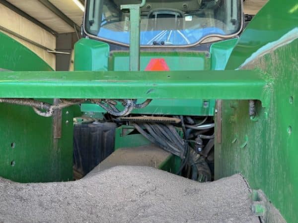 JOHN DEERE 9560R TRACTOR - Image 2