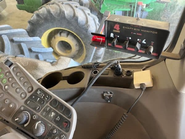 JOHN DEERE 9560R TRACTOR - Image 3