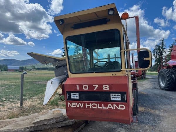 NEW HOLLAND 1078 BALE WAGON - Image 19