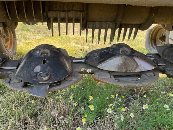NEW HOLLAND H7320 DISCBINE - Image 11