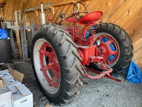 FARMALL H TRACTOR - Image 3