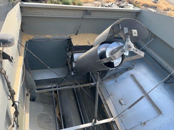 2011 GLEANER R76 COMBINE W/HEADER & CART - Image 10