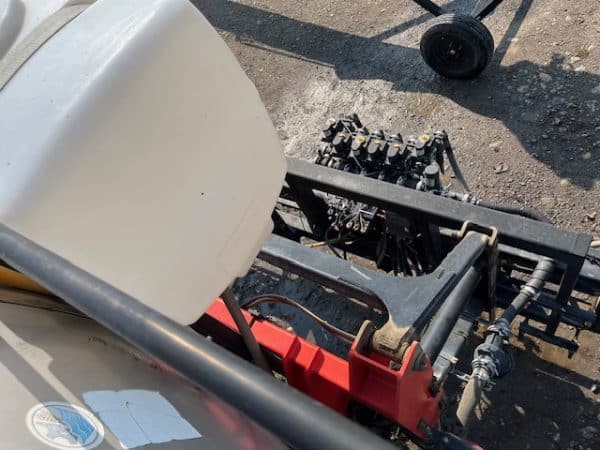 2008 APACHE AS 1210 SPRAYER W/ JD RATE CONTROLLERS - Image 15