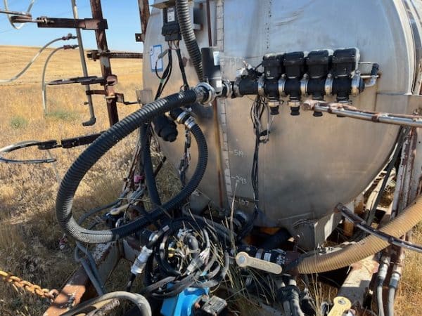74' BEN HUNT AQUA FERTILIZER APPLICATOR - Image 10