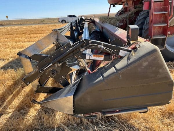 CASE IH 2388 COMBINE 2005 W/CART - Image 6