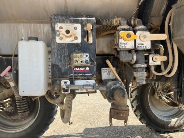 CASE IH PATRIOT 4260 SPRAYER 2004 - Image 14