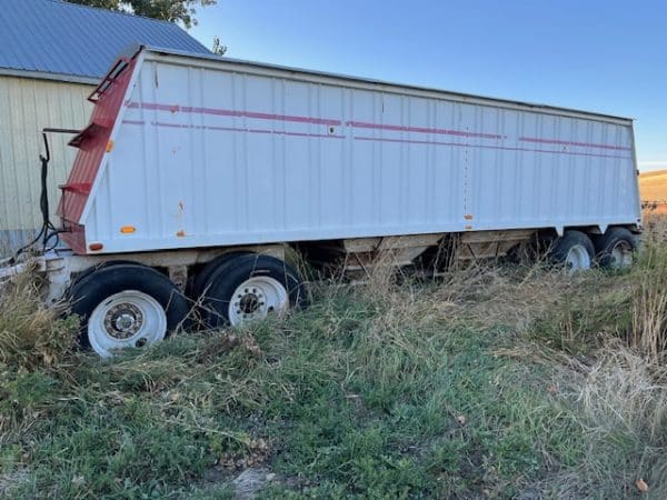 GRAIN TRAILER 1983 EAGLE MANUFACTURING