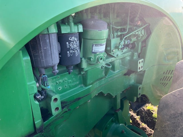 2010 JOHN DEERE 8225R - Image 14