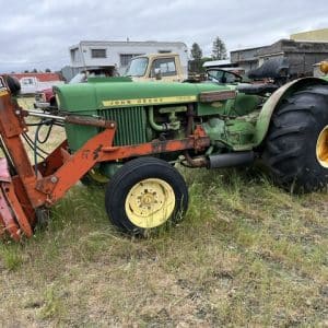 JOHN DEERE 1020 TRACTOR